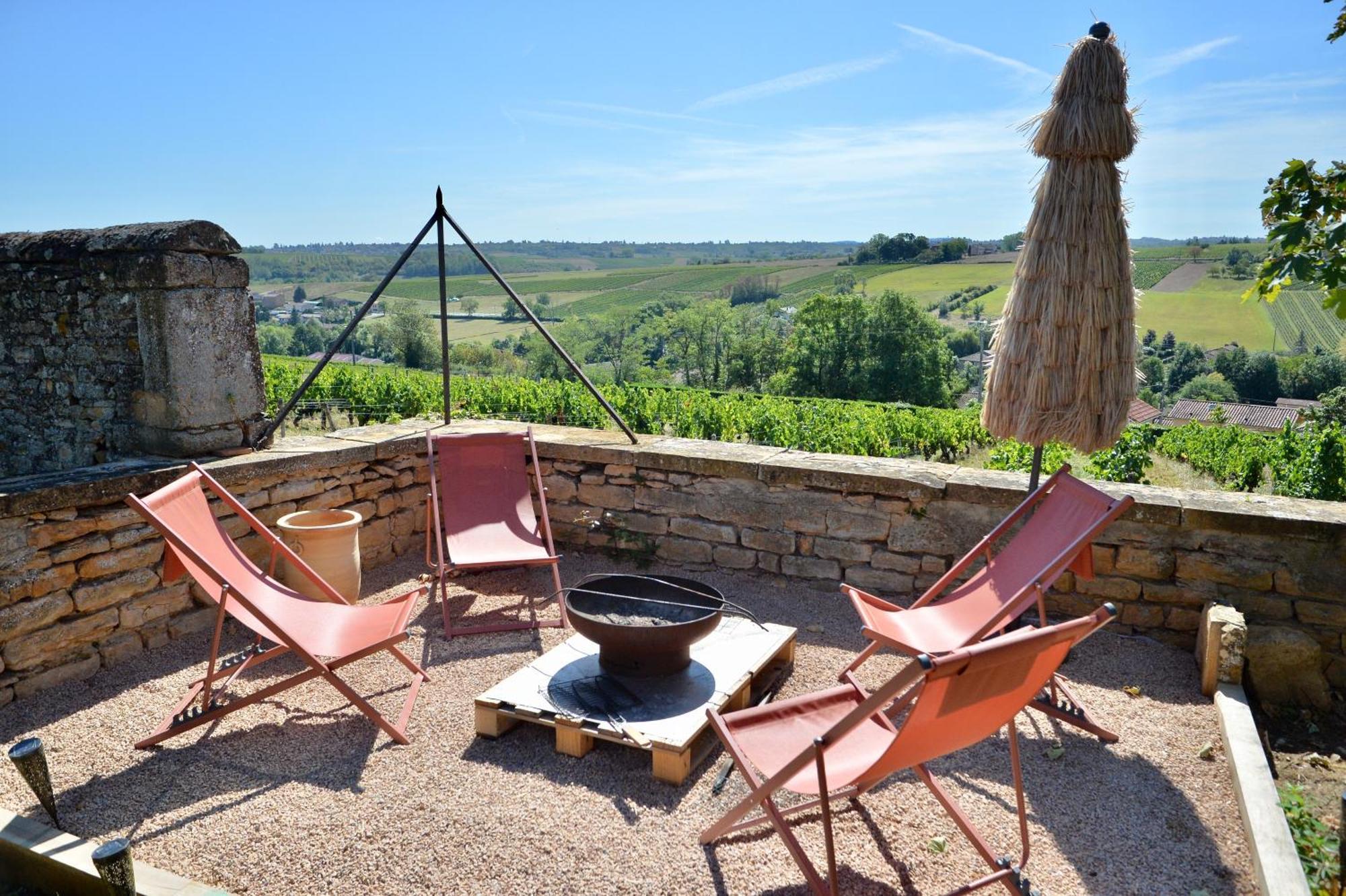 Le Clos Zelie Hotel Pouilly-le-Monial Exterior photo