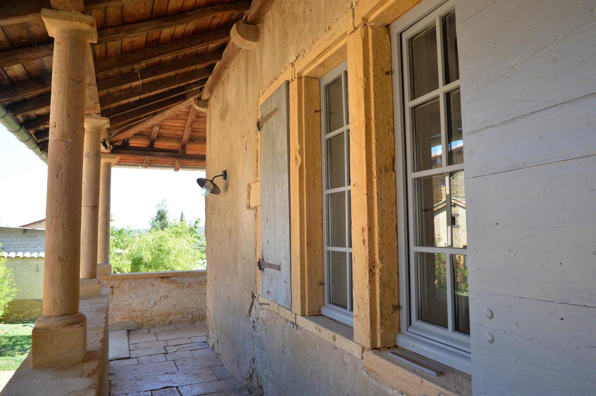Le Clos Zelie Pouilly-le-Monial Exterior photo